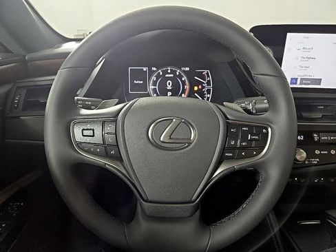 New 2025 Lexus ES 350 350 image 17