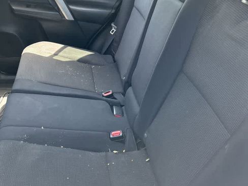 Used 2016 Toyota RAV4 XLE FWD image 6