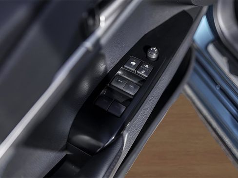 Used 2025 Toyota Camry XSE image 23