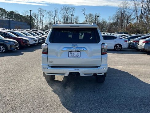Used 2021 Toyota 4Runner Limited image 6