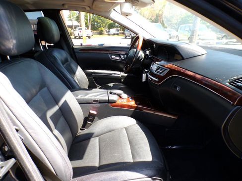 Used 2013 Mercedes-Benz S 550 4MATIC image 23