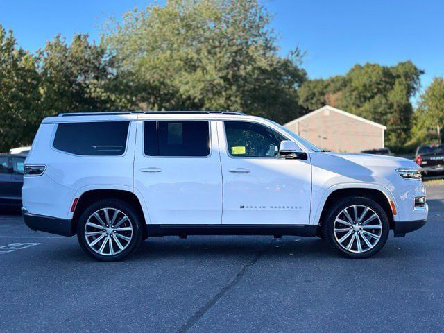 Used 2022 Jeep Grand Wagoneer Series II w/ Convenience Group III AWD/4WD image 7