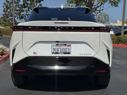 Used 2025 Lexus RZ 300e FWD image 12
