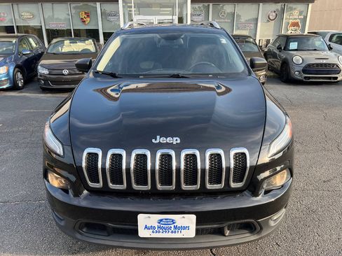 Used 2016 Jeep Cherokee Sport w/ Cold Weather Group AWD/4WD image 5
