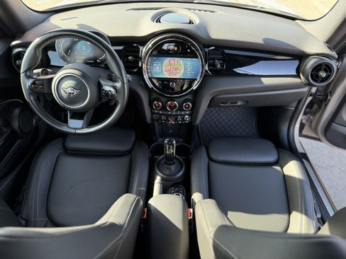 Used 2024 MINI Cooper S image 19