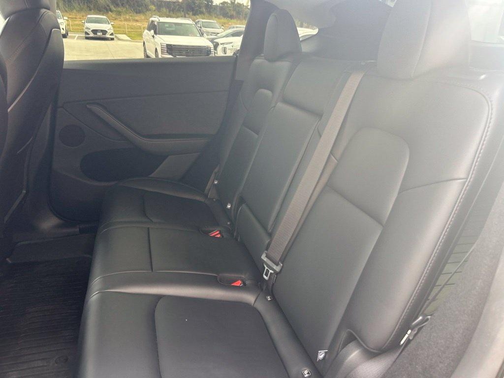 Used 2024 Tesla Model Y Performance AWD/4WD image 31