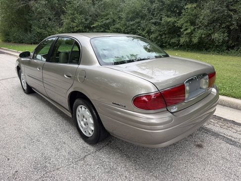 Used 2001 Buick Le Sabre Custom w/ Luxury Pkg FWD image 3