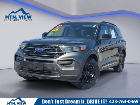 Used 2020 Ford Explorer XLT image 1