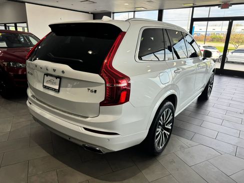 Used 2020 Volvo XC90 T6 Momentum image 5