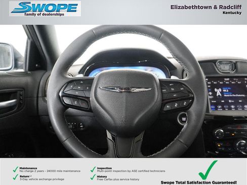 Used 2023 Chrysler 300 S w/ Comfort Group image 15