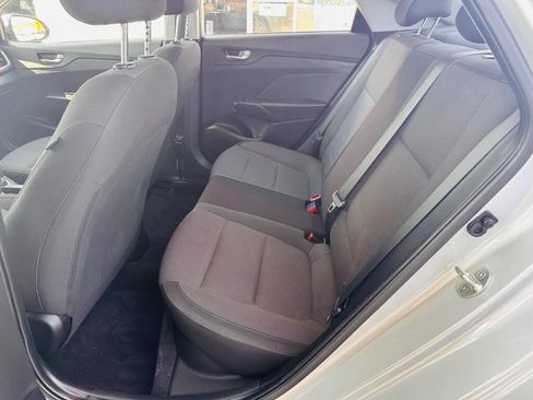 Used 2020 Hyundai Accent SE FWD image 15