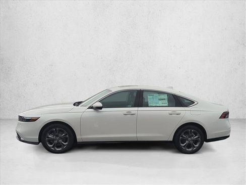 New 2026 Honda Accord EX-L image 5