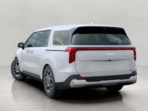 New 2026 Kia Carnival EX FWD image 4