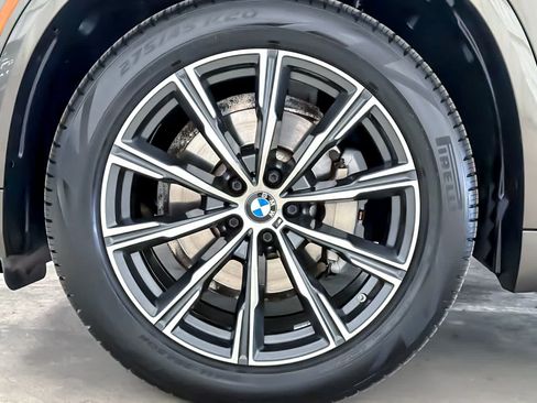 Used 2023 BMW X5 xDrive40i w/ M Sport Package AWD/4WD image 27