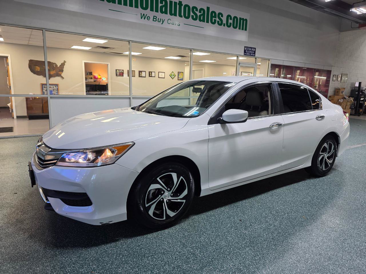 Used 2016 Honda Accord LX image 2