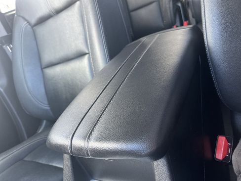 Used 2023 Chevrolet Blazer LT image 25