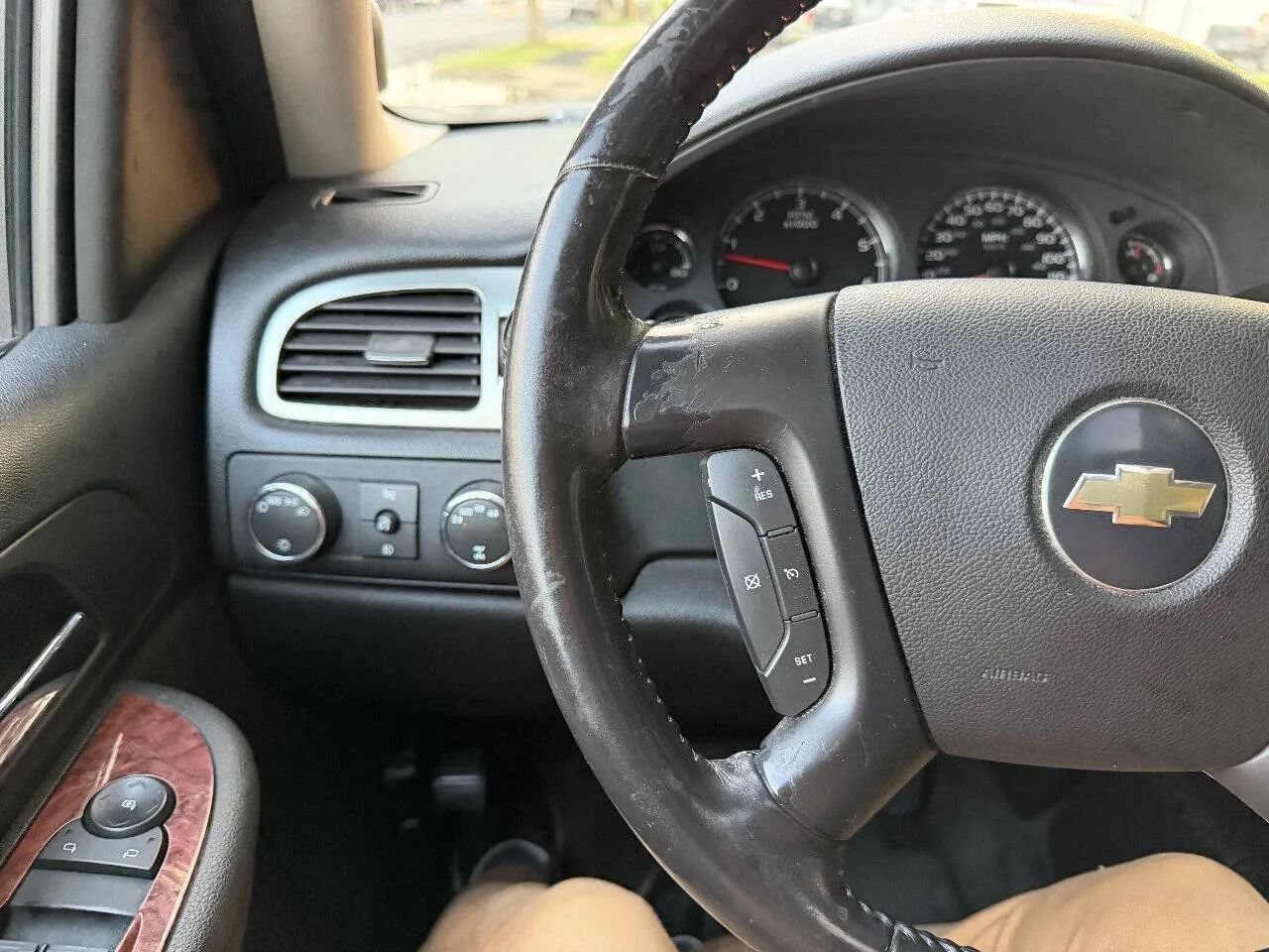 Used 2007 Chevrolet Tahoe LT AWD/4WD image 24