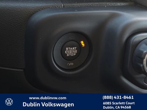 Used 2023 Jeep Wrangler Unlimited Rubicon 4xe AWD/4WD image 22
