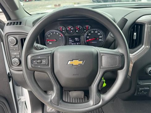 Used 2022 Chevrolet Silverado 2500 Custom w/ Custom Convenience Package AWD/4WD image 24