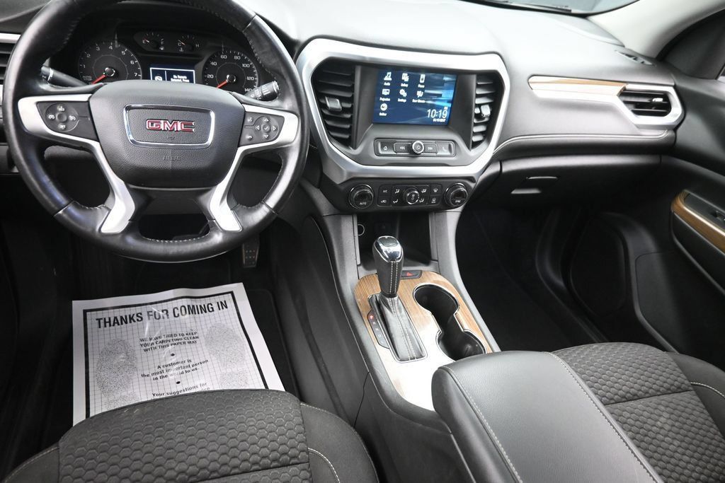Used 2017 GMC Acadia SLE FWD image 16