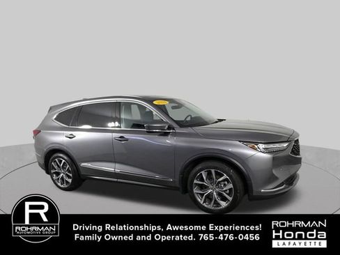 Used 2024 Acura MDX SH-AWD w/ Technology Package image 2