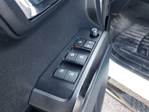 Used 2020 Toyota Tacoma TRD Sport image 19