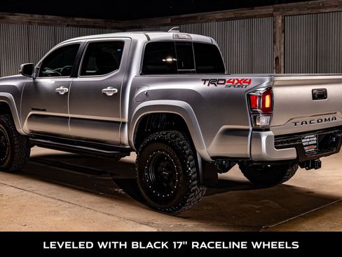 Used 2023 Toyota Tacoma TRD Sport image 6