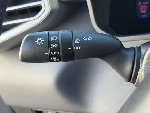 Used 2024 Toyota Sequoia Platinum AWD/4WD image 24