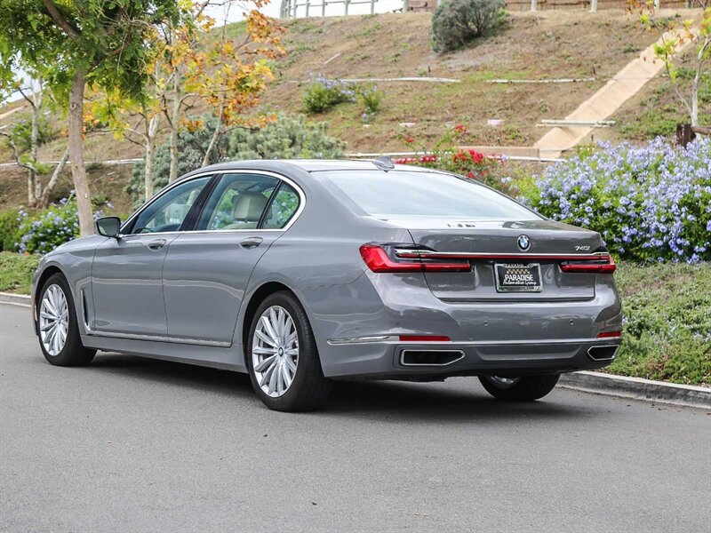 Used 2020 BMW 740i RWD image 4