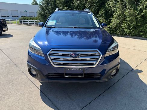 Used 2017 Subaru Outback 2.5i Premium AWD/4WD image 6