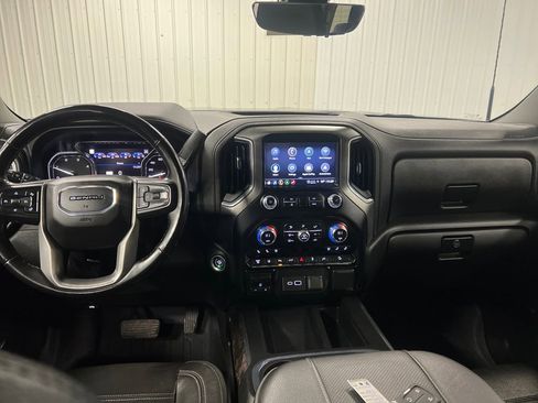 Used 2023 GMC Sierra 3500 Denali w/ Denali Ultimate Package image 16