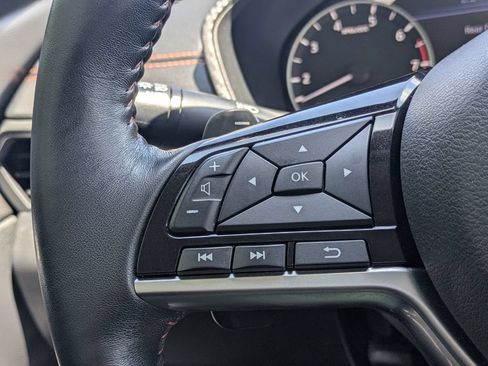 Used 2019 Nissan Altima 2.5 SR w/ SR Premium Package FWD image 18
