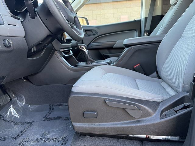 Used 2022 Chevrolet Colorado W/T w/ Custom Special Edition RWD image 17