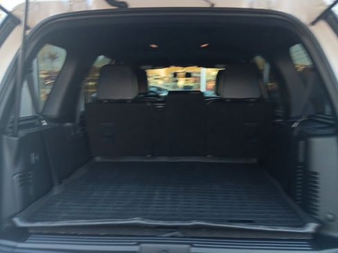 Certified 2017 Ford Expedition XLT w/ Equipment Group 201A image 15