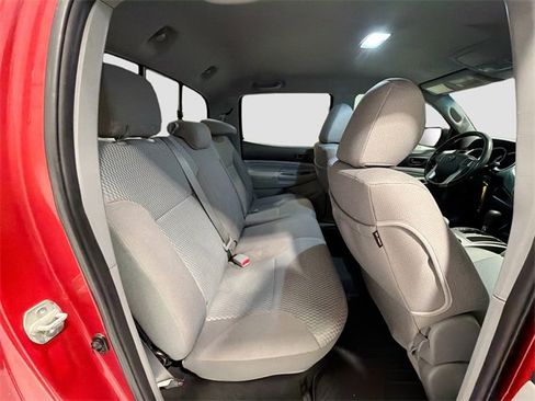 Used 2013 Toyota Tacoma PreRunner image 20