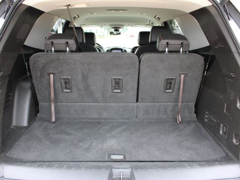 Used 2019 Chevrolet Traverse LT w/ LT Premium Package FWD image 36