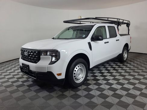 Used 2025 Ford Maverick XL w/ Equipment Group 102A AWD/4WD image 7