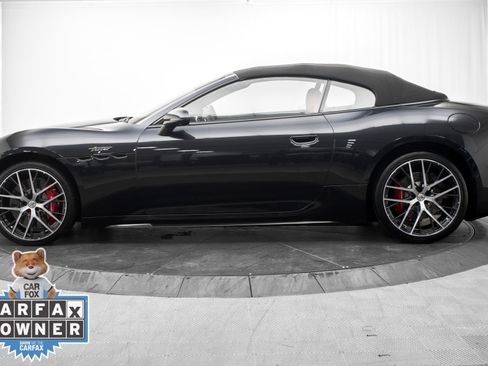 Used 2024 Maserati GranCabrio Trofeo AWD/4WD image 14