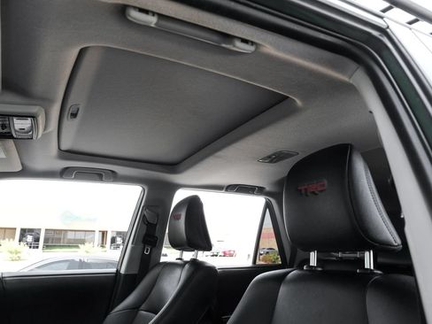 Used 2020 Toyota 4Runner TRD Pro AWD/4WD image 31