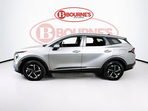 Used 2023 Kia Sportage LX AWD/4WD image 7