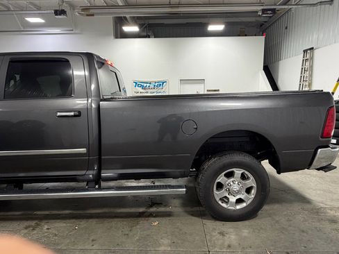Used 2018 RAM 3500 Big Horn image 18