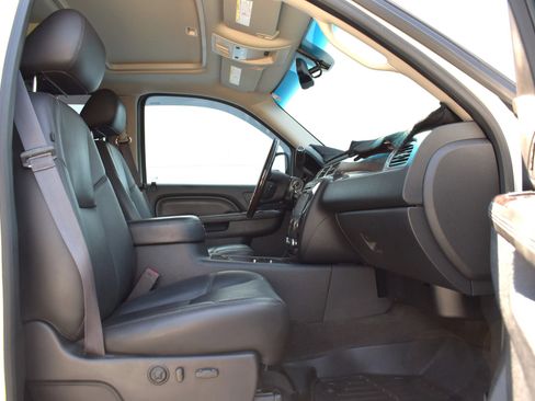 Used 2014 GMC Sierra 2500 Denali AWD/4WD image 18