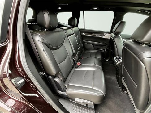 Used 2020 Cadillac XT6 Premium Luxury image 27