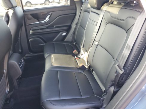 New 2026 Lincoln Corsair Premiere image 27