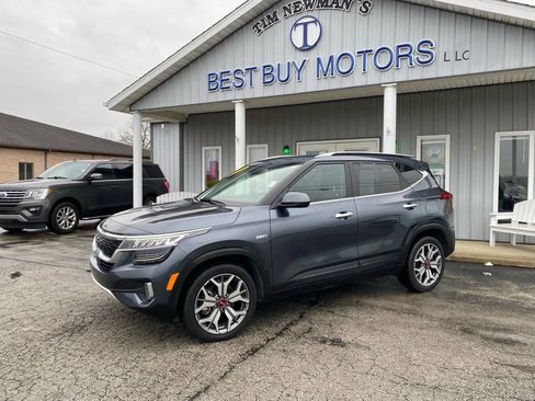 Used 2021 Kia Seltos SX w/ SX Sunroof Package AWD/4WD image 2