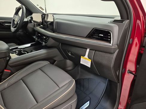 New 2026 Chevrolet Tahoe Premier image 30