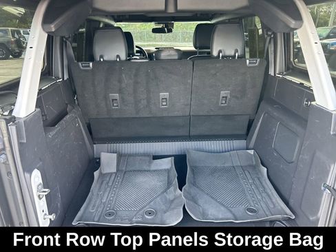 Used 2023 Ford Bronco Wildtrak image 30