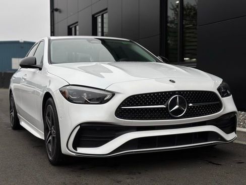 Used 2025 Mercedes-Benz C 300 Sedan image 10