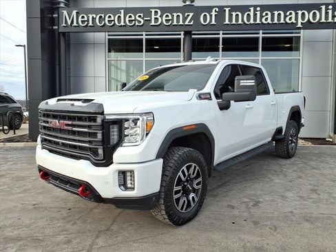 Used 2021 GMC Sierra 2500 AT4 w/ AT4 Premium Plus Package image 2