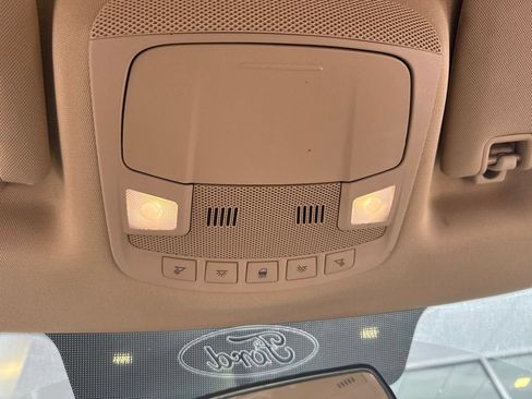 Used 2015 Ford F150 XLT w/ Trailer Tow Package AWD/4WD image 8